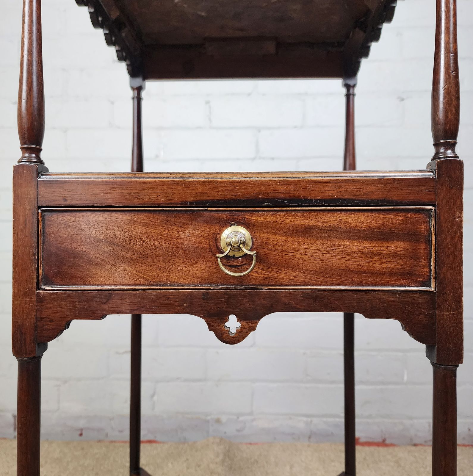Georgian Mahogany Washstand With Pierced Frieze photo vintage