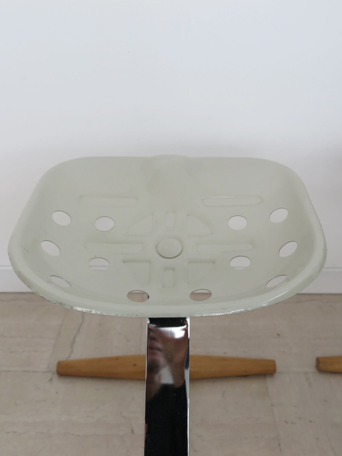 Italian "Mezzadro" Design Achille E Pier Giacomo Castiglioni For Zanotta Stools, 1960s photo vinterior