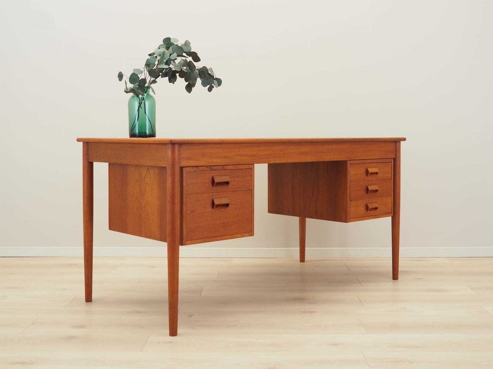 Teakhouten Bureau, Deens Design, Ca. Jaren 1960, Ontwerper: Børge Mogensen, Fabrikant: Søborg Møbler photo 3009.0
