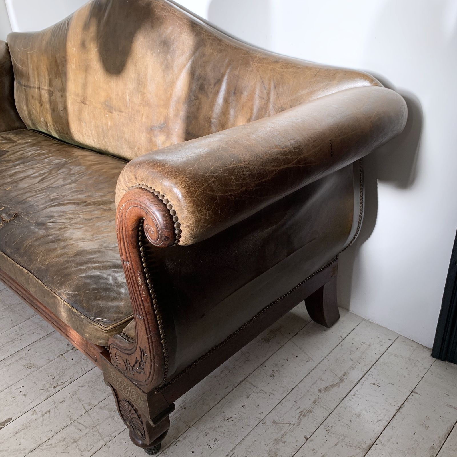 Early 19th Century Regency Brass Inlaid Rosewood Leather Couch photo vintage
