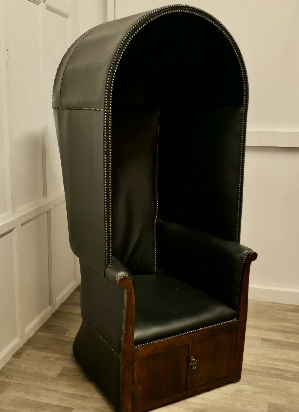 19th Century Hall Porters Chair photo Furniture