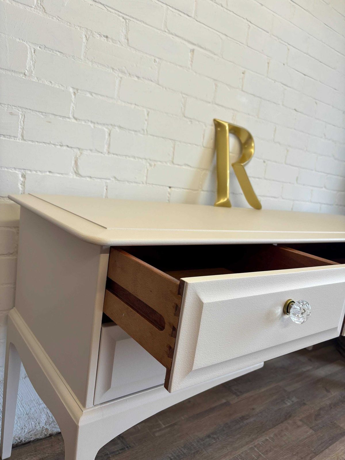 Stag Minstrel Dressing Table Painted Beige photo buy