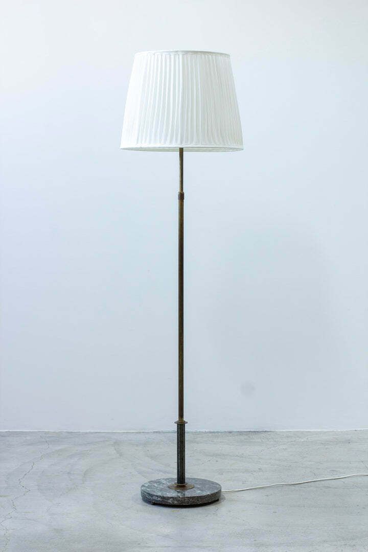 Swedish Modern Marble Floor Lamp photo vinterior