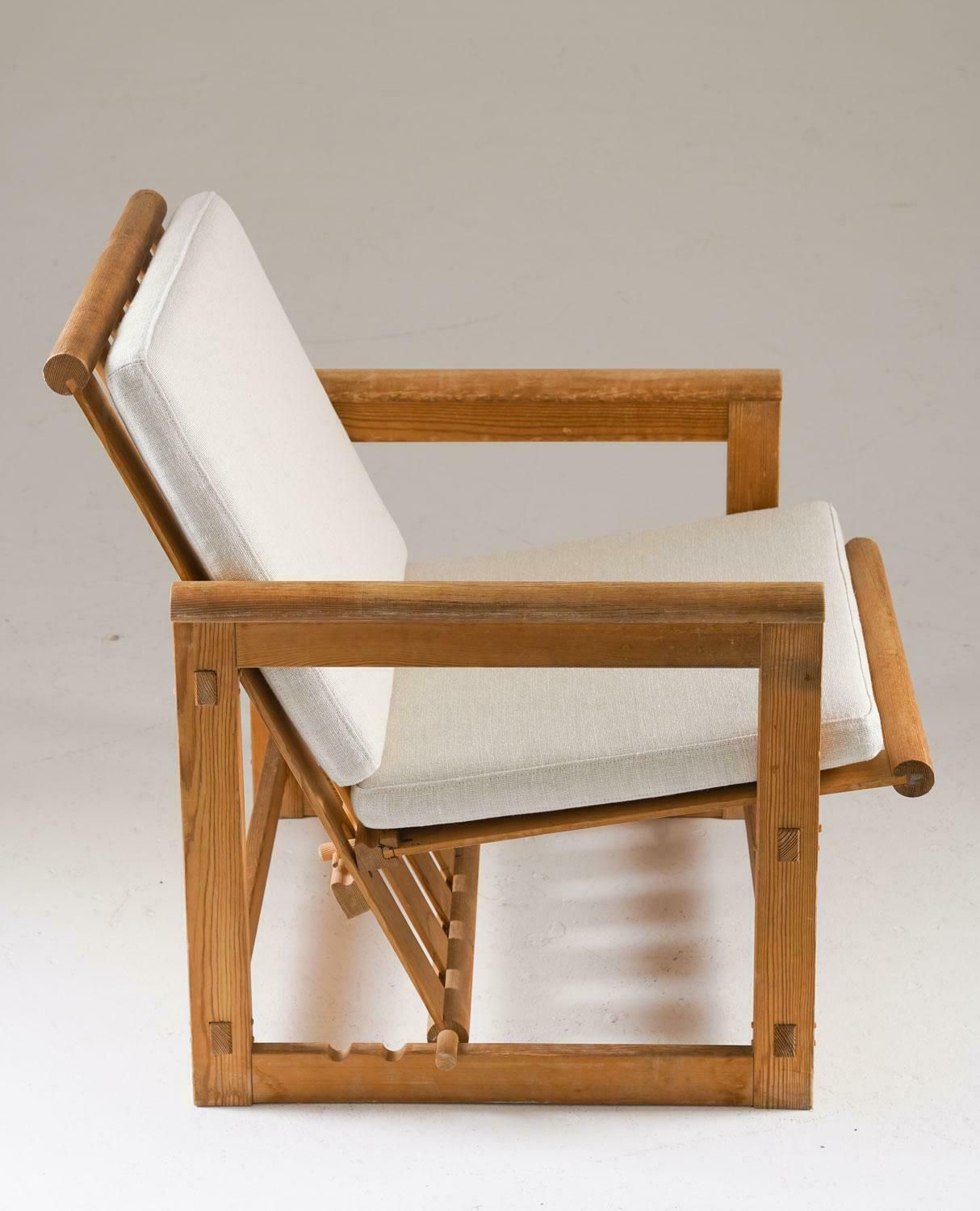 photo furniture Scandinavian Lounge Chair In Pine, Model "Trybo" By Edvin Helseth, 1960s