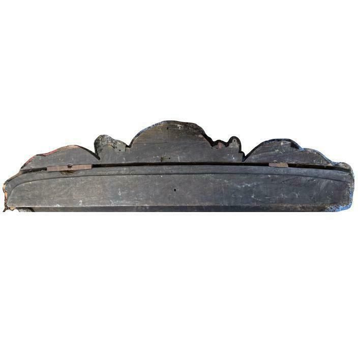 Most Exalted Order Of The Star Of India Carved Pediment photo 395.0