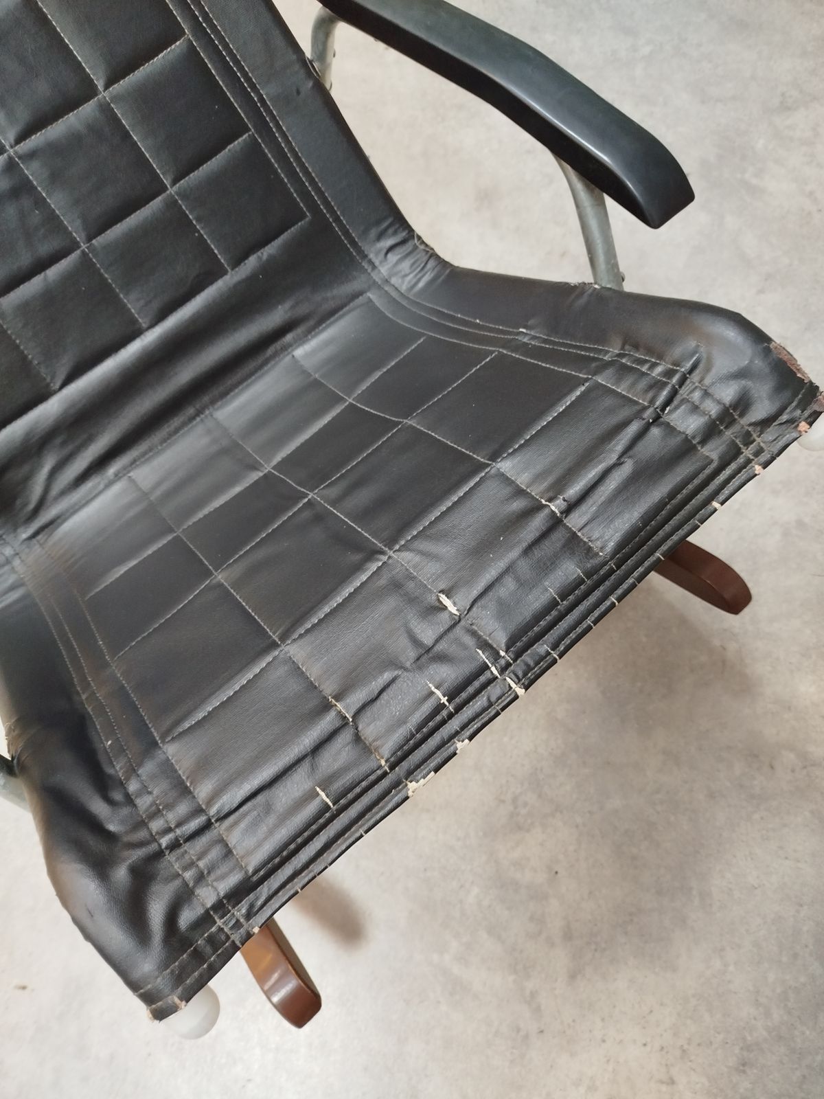 Takeshi Swivel Armchair, 1950s photo 488.0