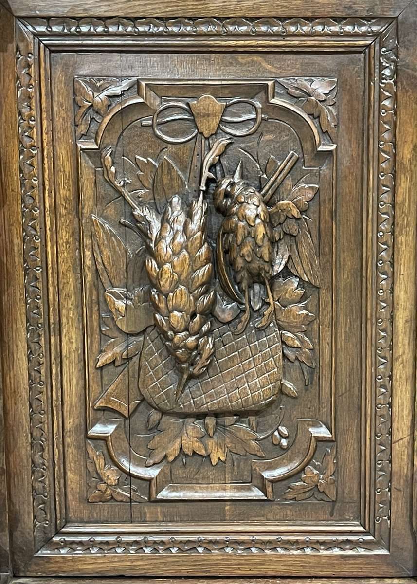 Renaissance 2 Body Sideboard On The Theme Of Hunting And Fishing, 19th Century Work In Oak photo buy