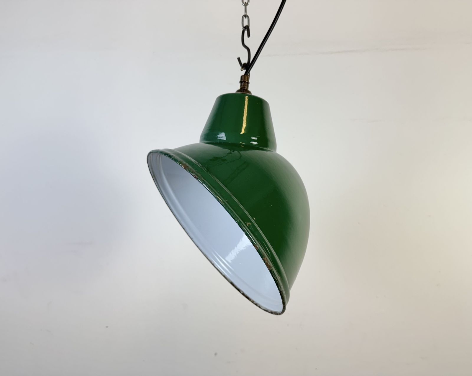 Industrial Green Enamel Factory Pendant Lamp, 1960s, 3x photo vinterior