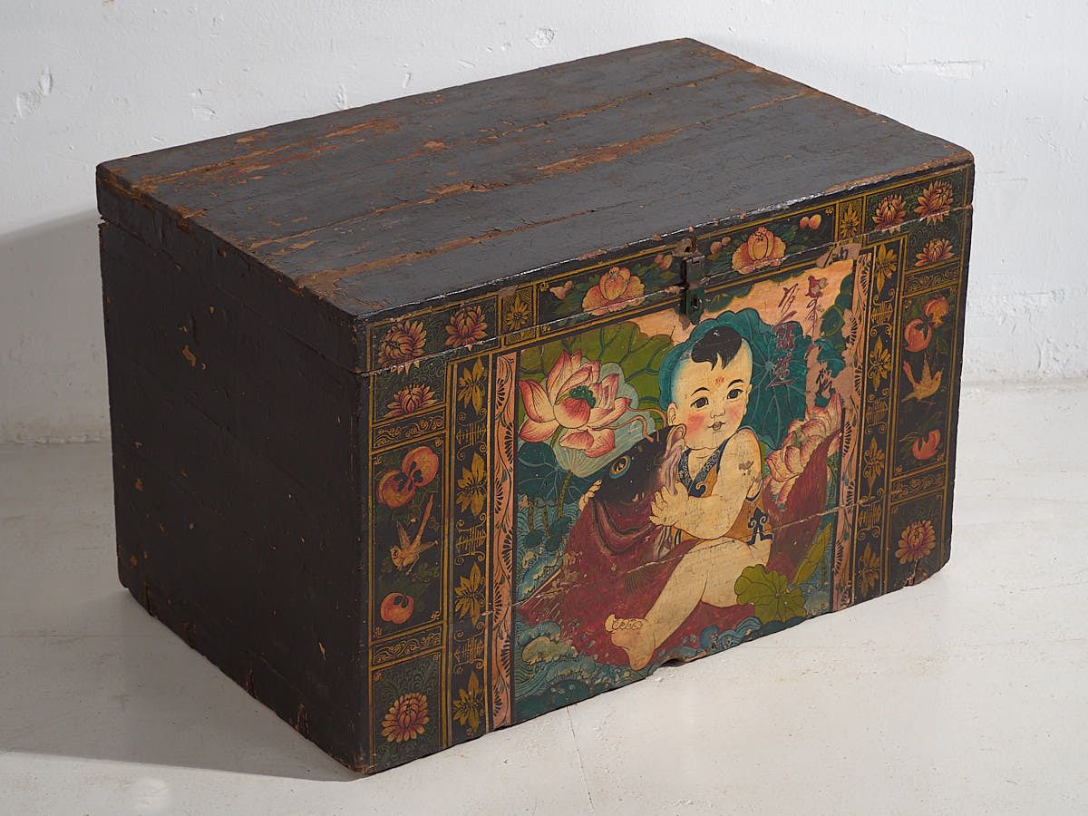 Dark Antique Oriental Trunk (C.1900) #4 photo furniture
