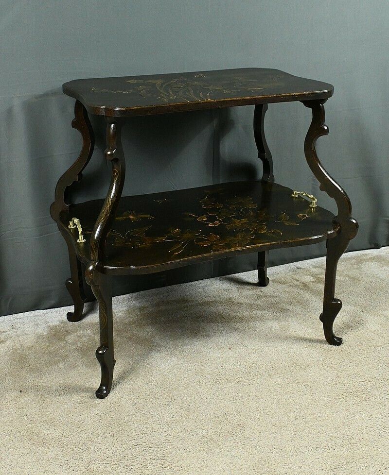 Lacquered Wooden Tea Table With Asian Decorations – Late 19th Century