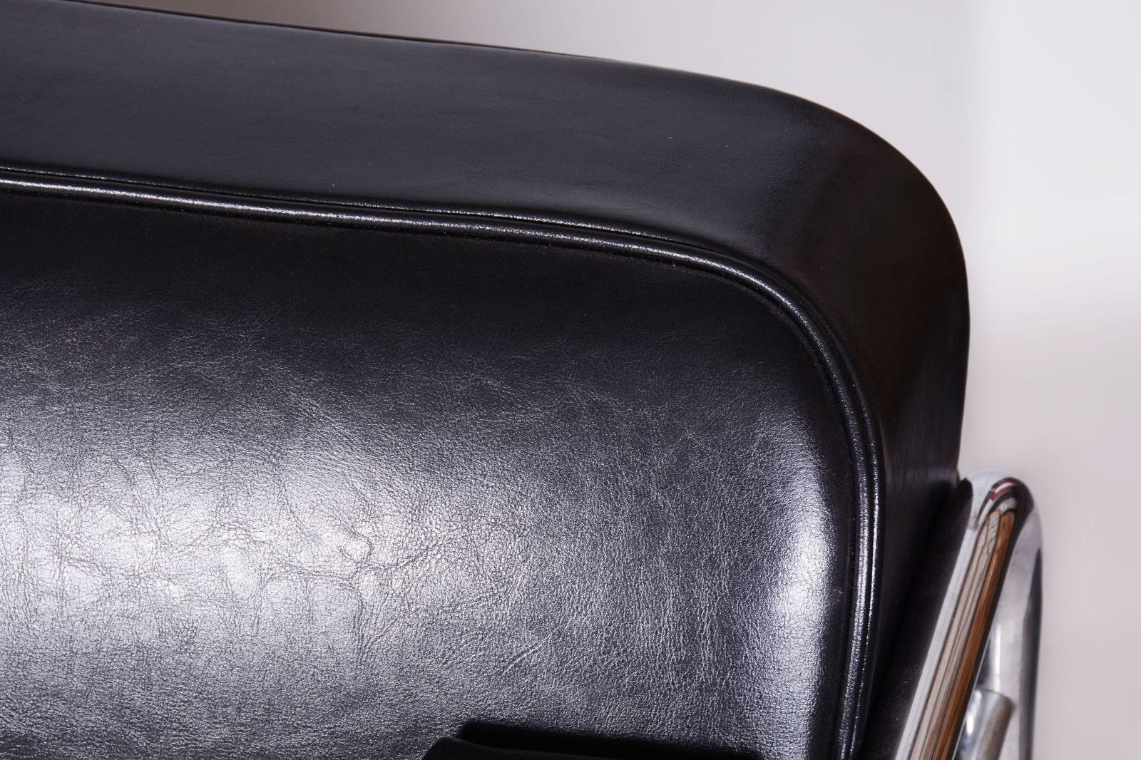 photo vinterior Restored Bauhaus Sofa, By Vichr A Spol., Chrome, Leather, Czech, 1930s