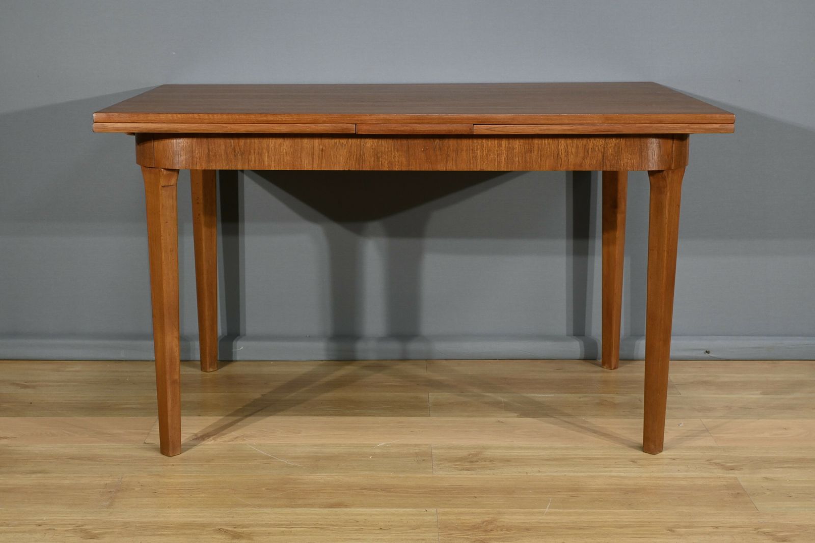 Scandinavian Extendable Teak Table – 1960 photo 1220.0