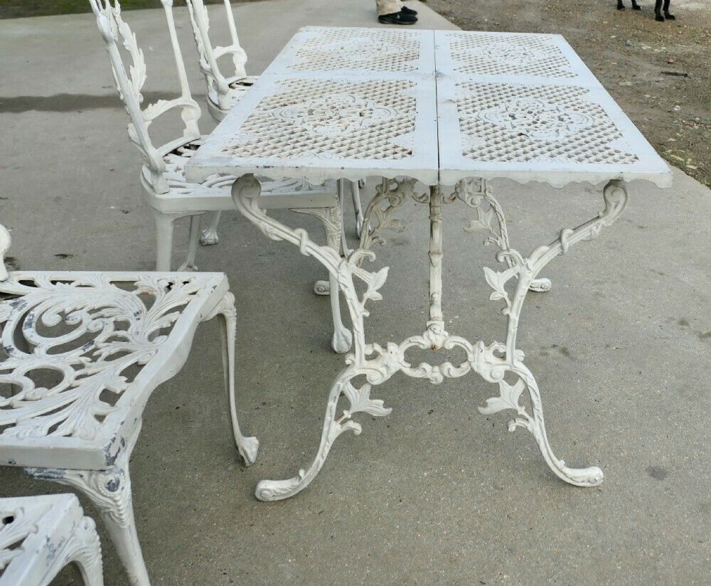 Weathered Metal Garden Set, Table And 4 Chairs photo vinterior