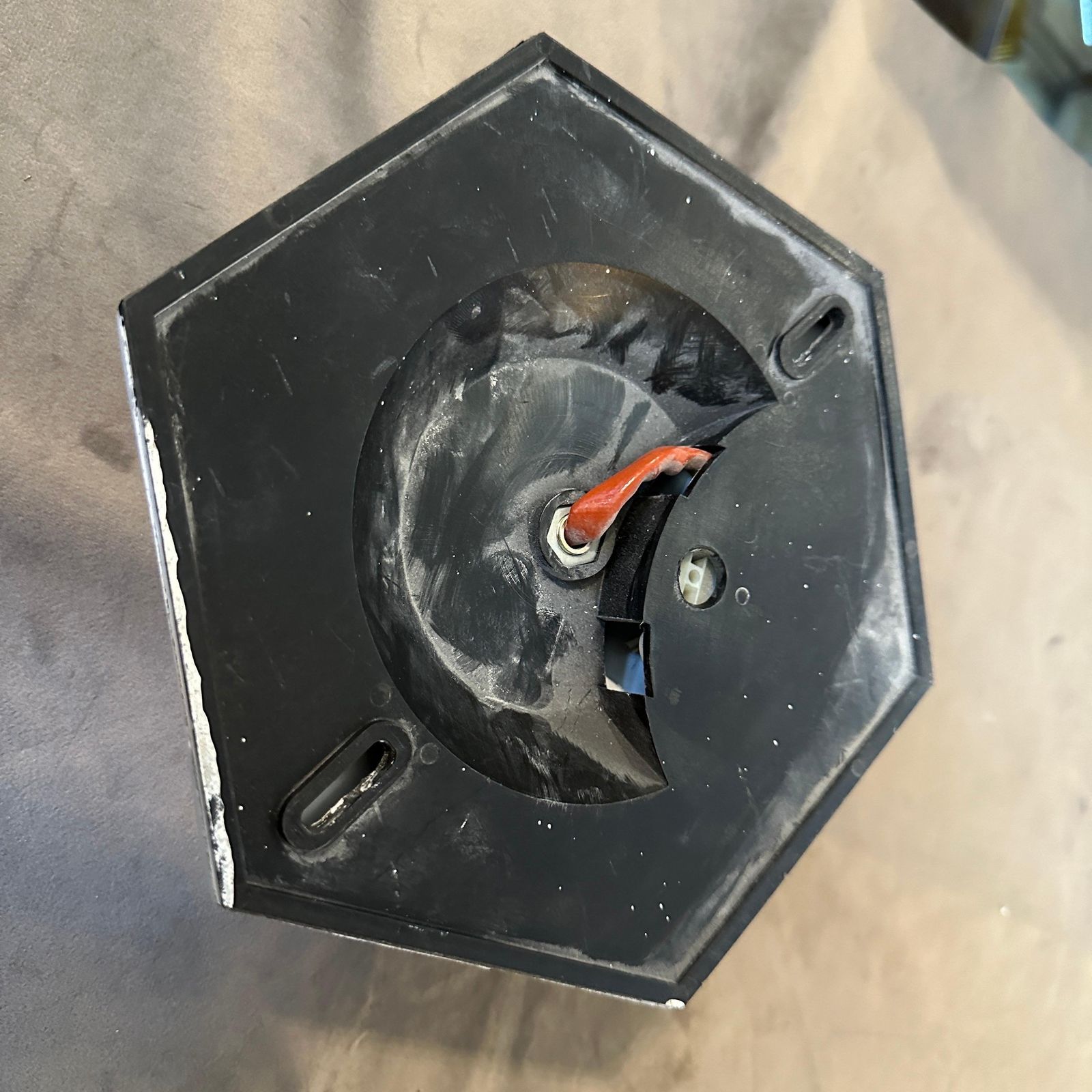 photo buy 1970s Space Age Fosnova Mod. Cloe 508 White Painted Metal Wall Sconce