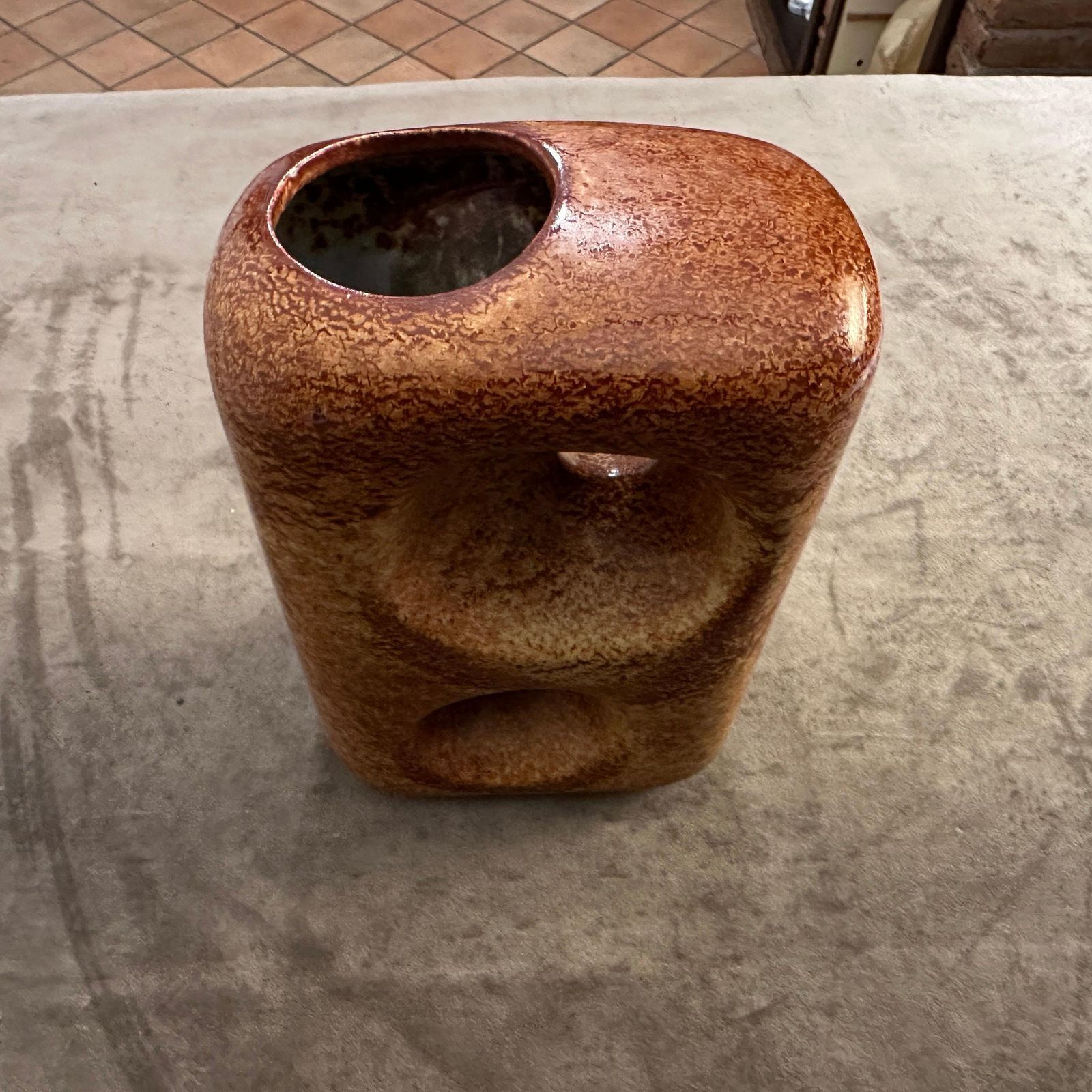 A 1970s Modernist Ceramic Italian Vase By Bertoncello photo vintage