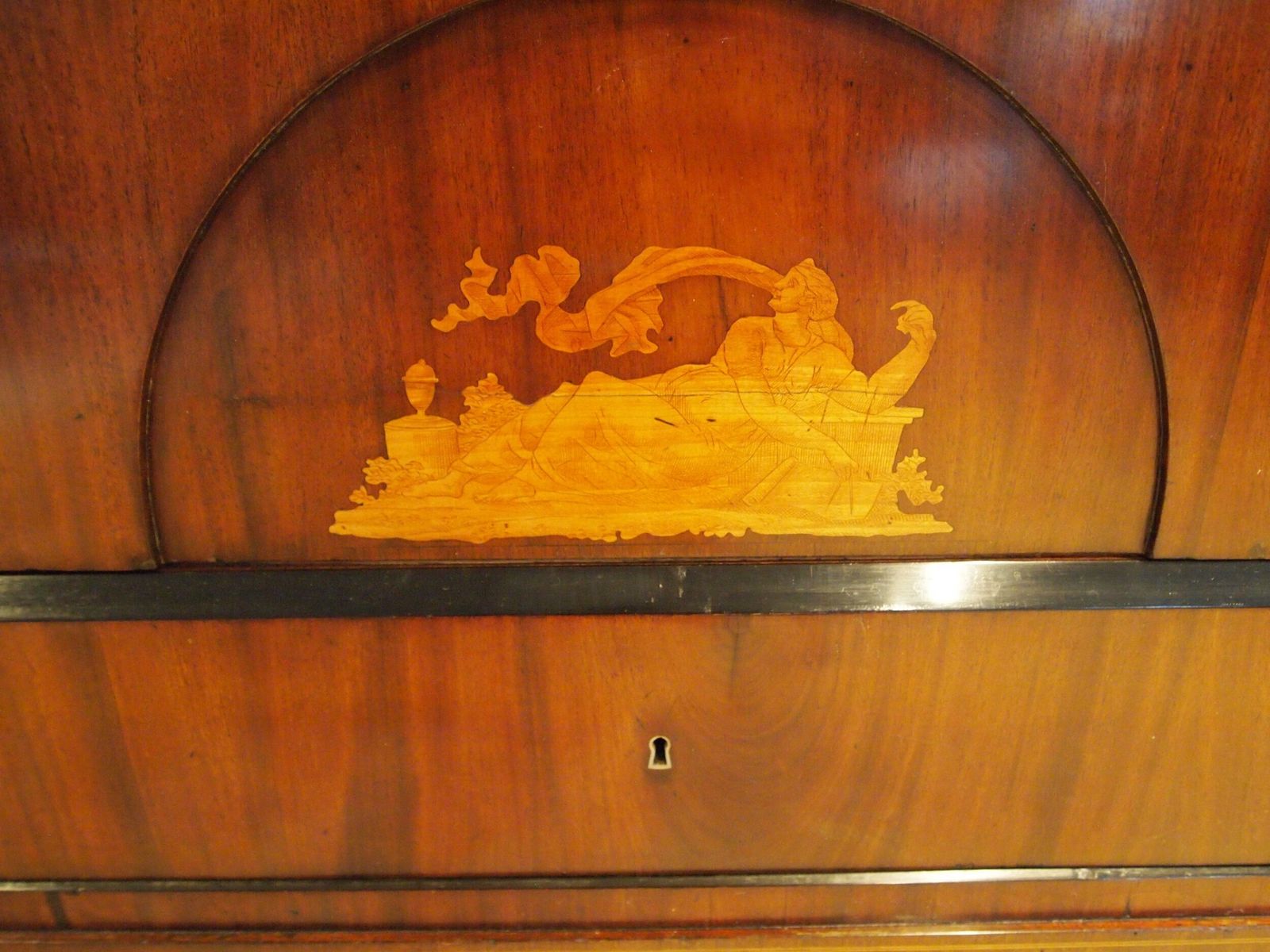 photo vinterior Chest Of Drawers Rare Italian Inlaid Commode C1810