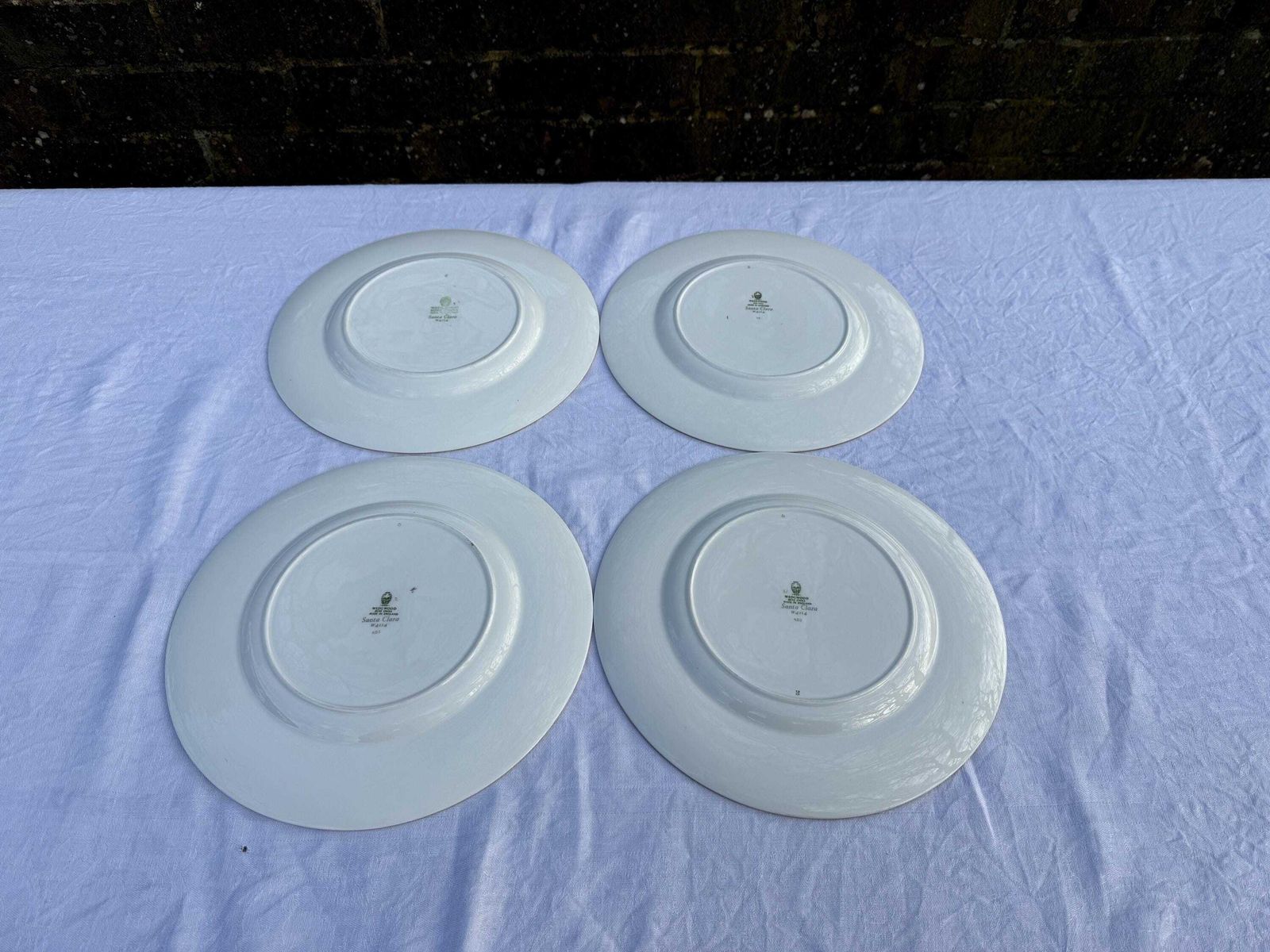Part Dinner Service By Wedgwood Santa Clara Mid Century   Green Ivy Pattern, 16 Piece Set Incl Dinner Side Plates, Dessert Soup Bowls Jug photo 168.0