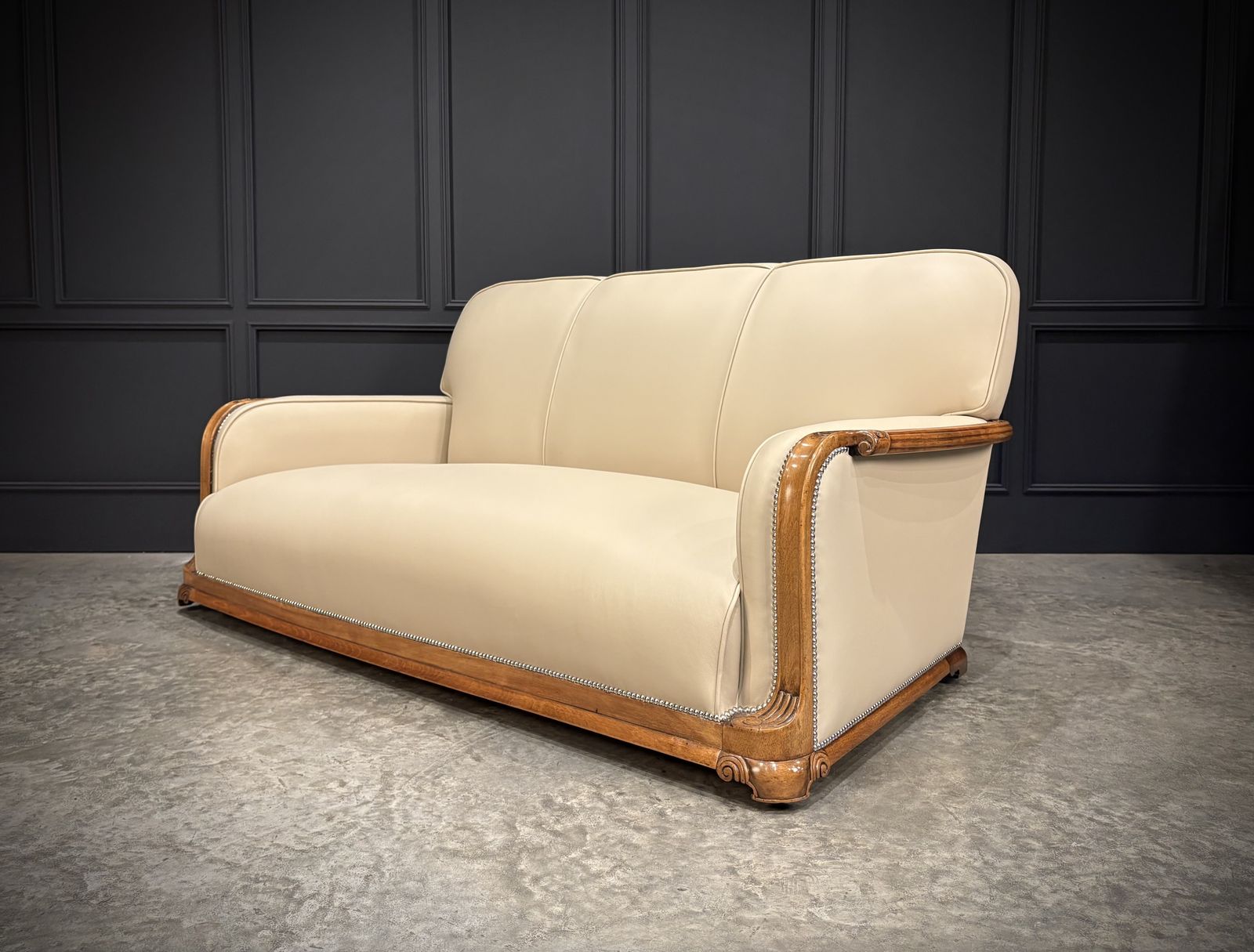 photo vintage Art Deco Walnut & Leather 3 Piece Suite