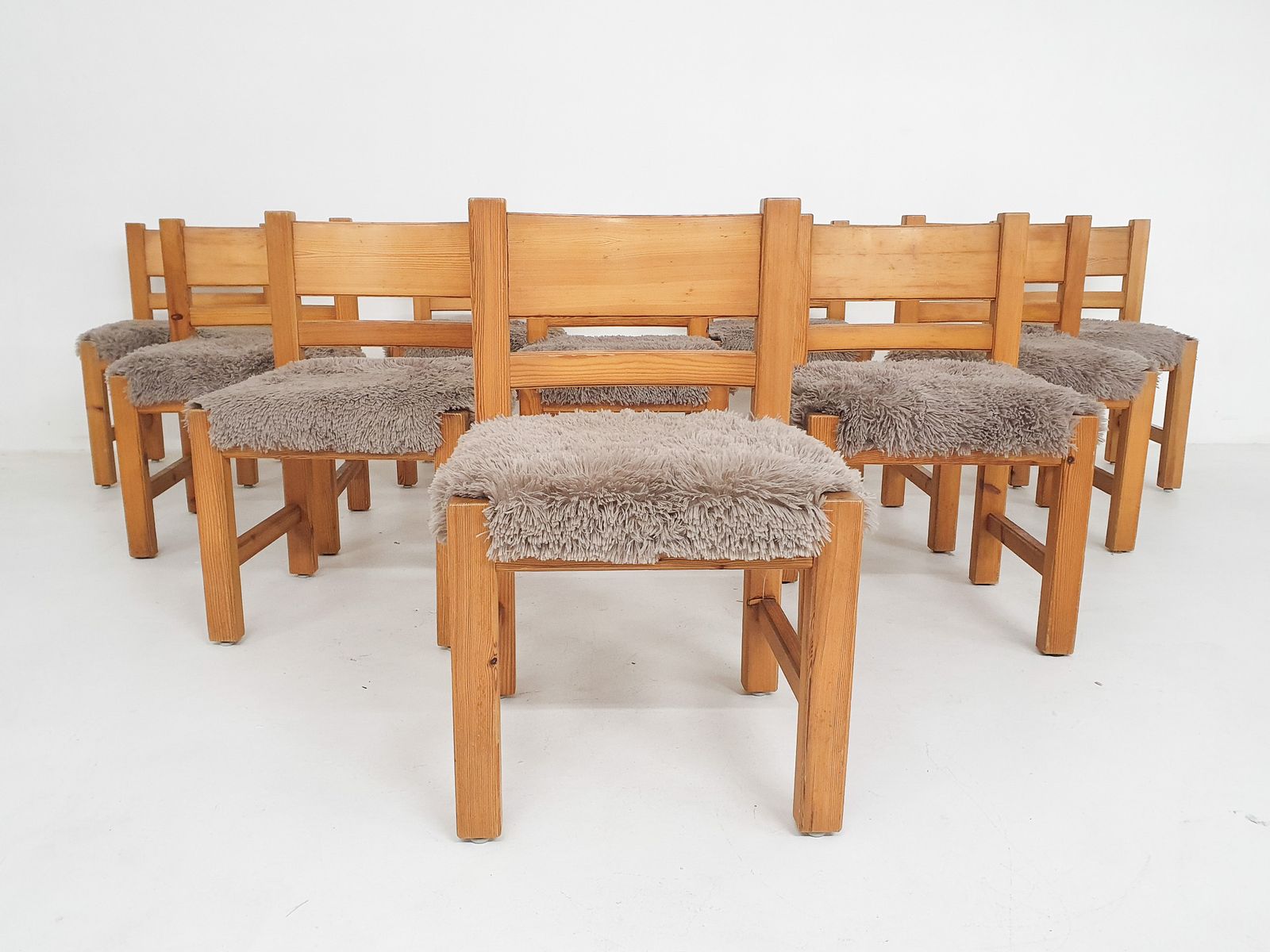 Set Of 10 Pinewood Dining Chair In The Style Of Ate Van Apeldoorn, The Netherlands 1970's