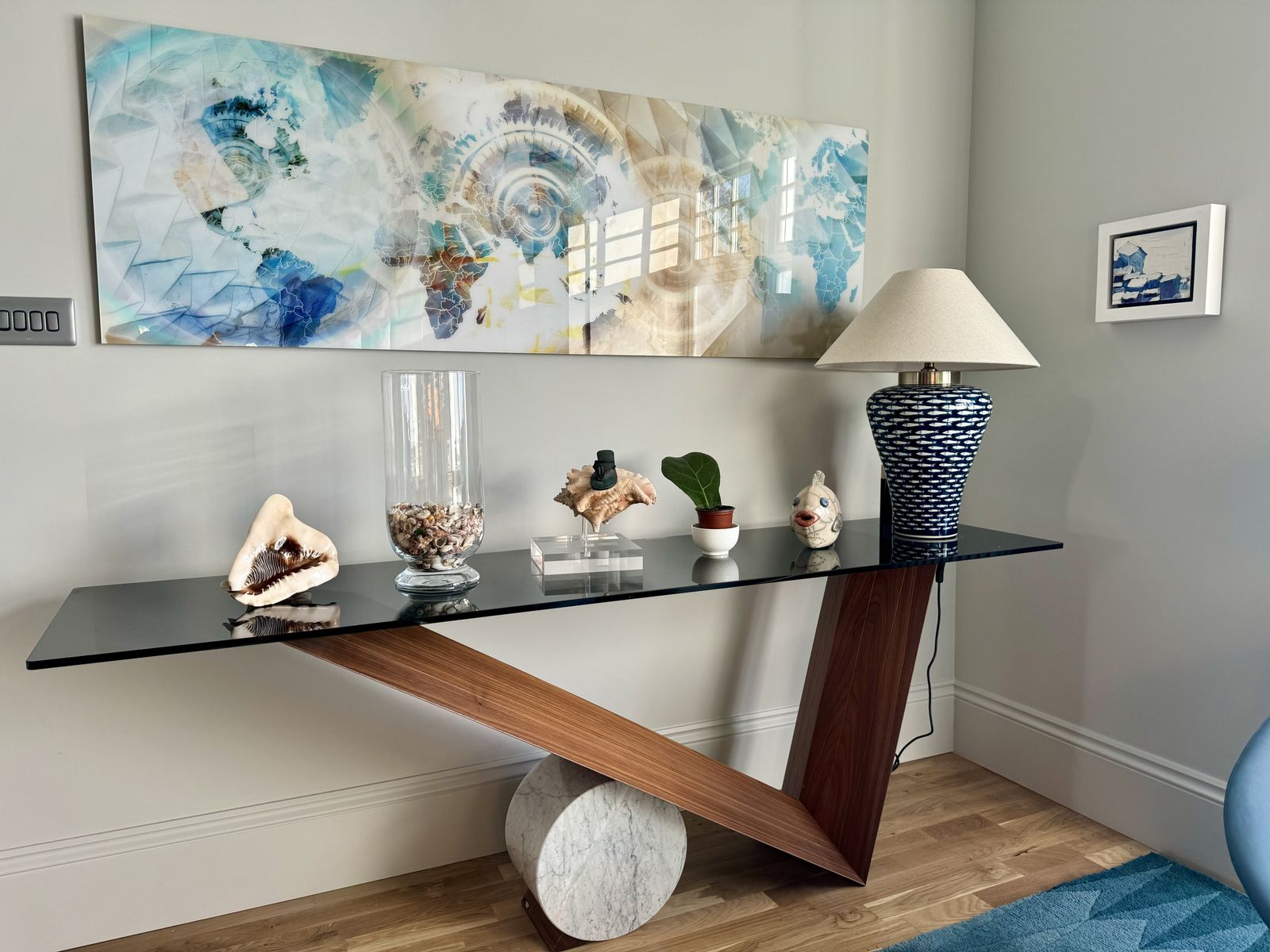 Valentino Console In Walnut, Carrara Marble And Smoked Glass photo 1400.0