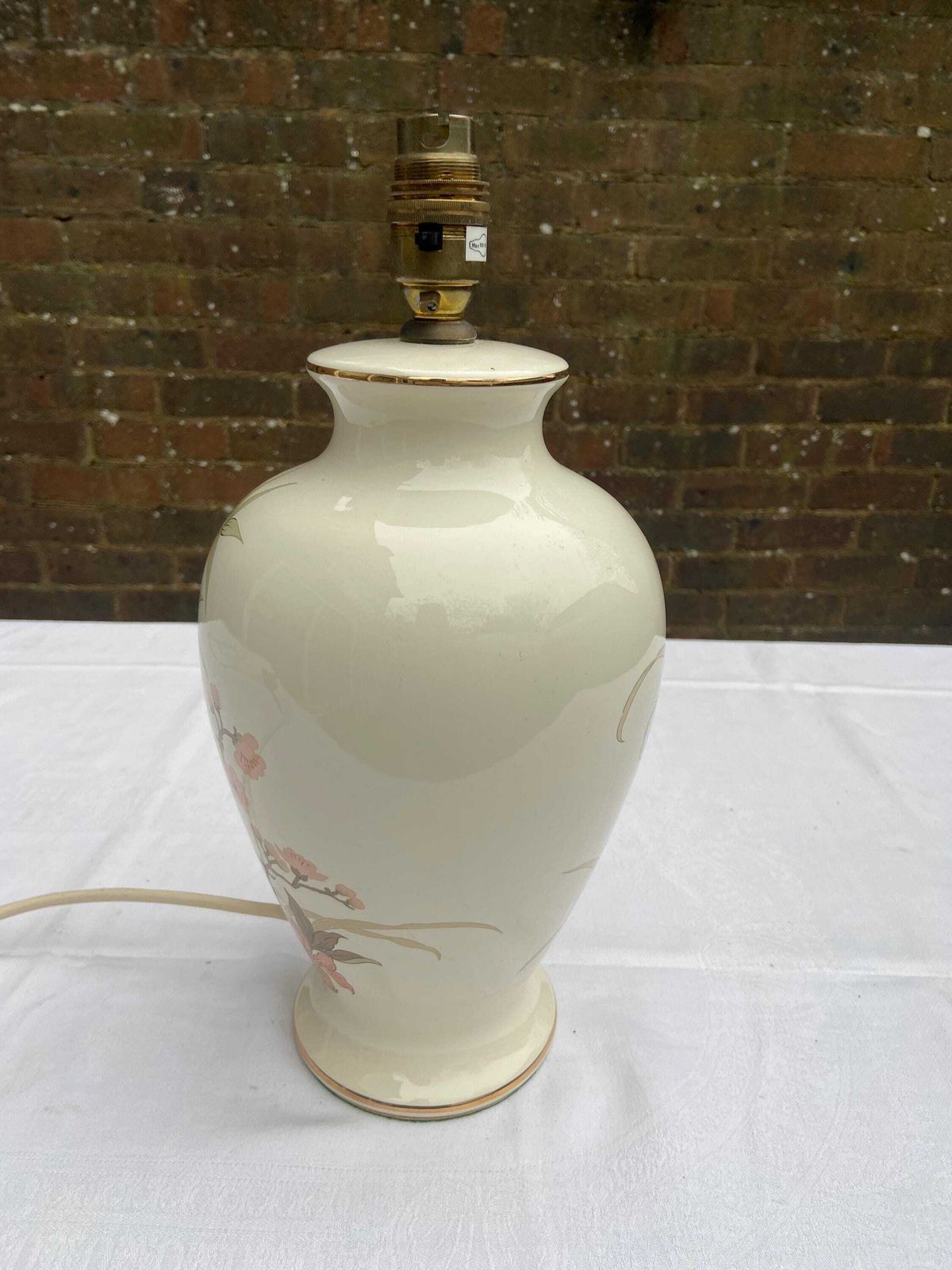Vintage St Michael’s M&S Ceramic Table Lamp   Cream With Painted Leaves And Flowers   Working photo Lighting