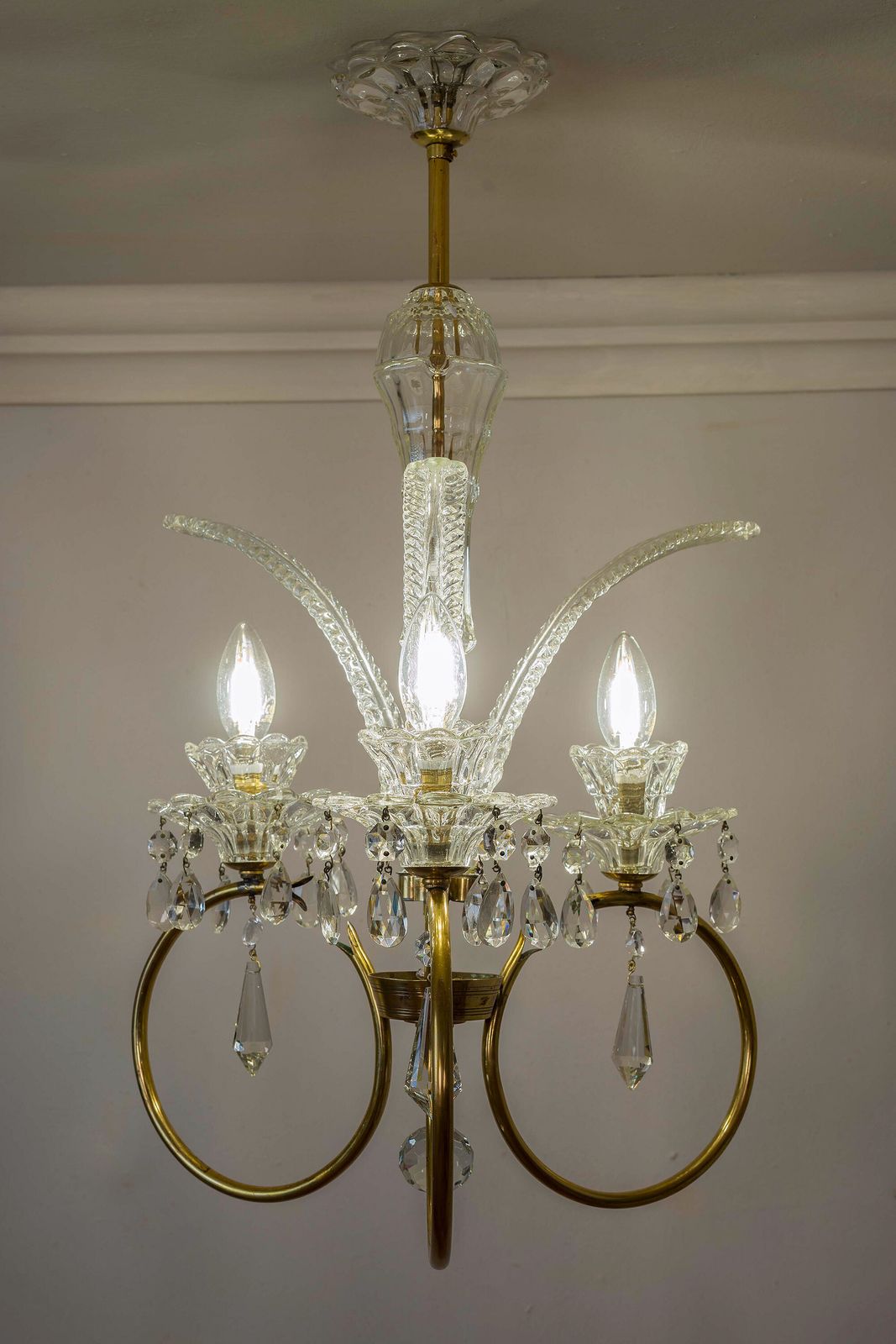 Mid Century 3 Light Murano Glass Chandelier   Vintage 1950s Elegance photo vinterior