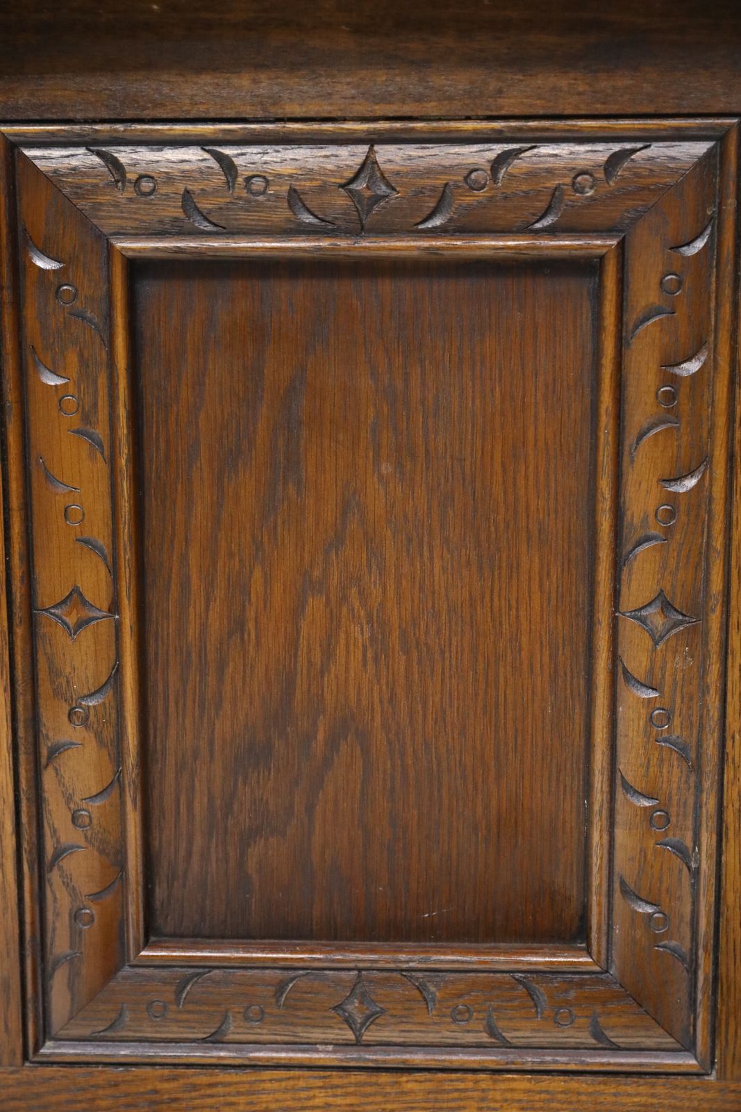 photo furniture Old Charm Canted Table Light Oak Finish #1434 Free Uk Delivery*