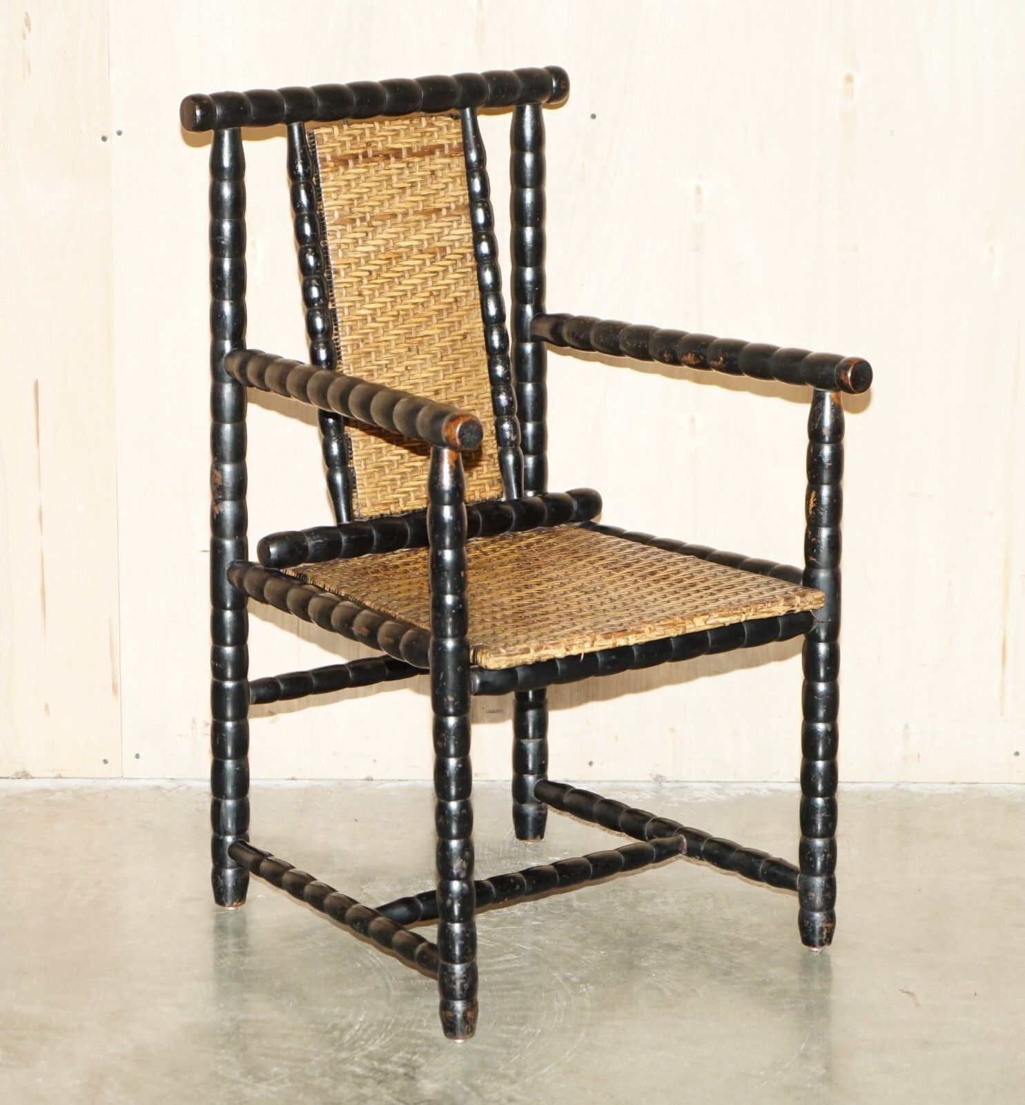 Josef Zotti Poltrona Jugendstil Circa 1911 Ebonished Maplewood Armchair
