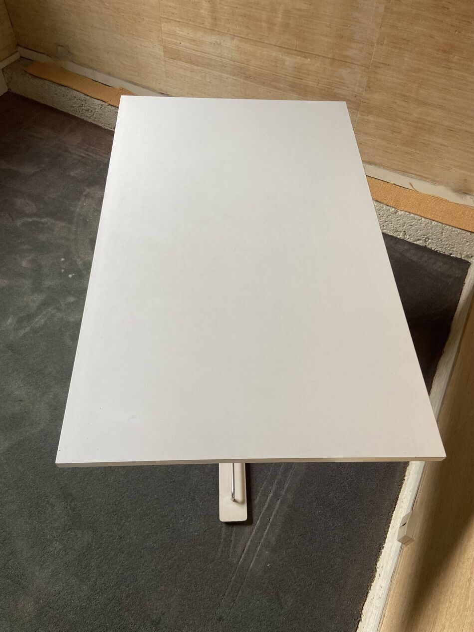 White Melamine Desk Published By Roche&Bobois Around 1970 photo 574.0