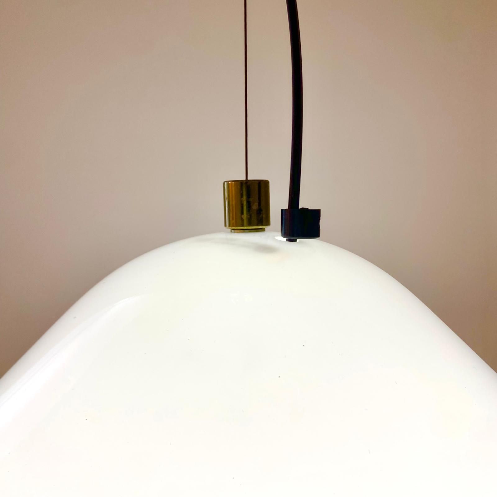 photo vinterior Space Age Iguzzini Hanglamp "Elpis", Harvey Guzzini, Italië, Jaren 1970