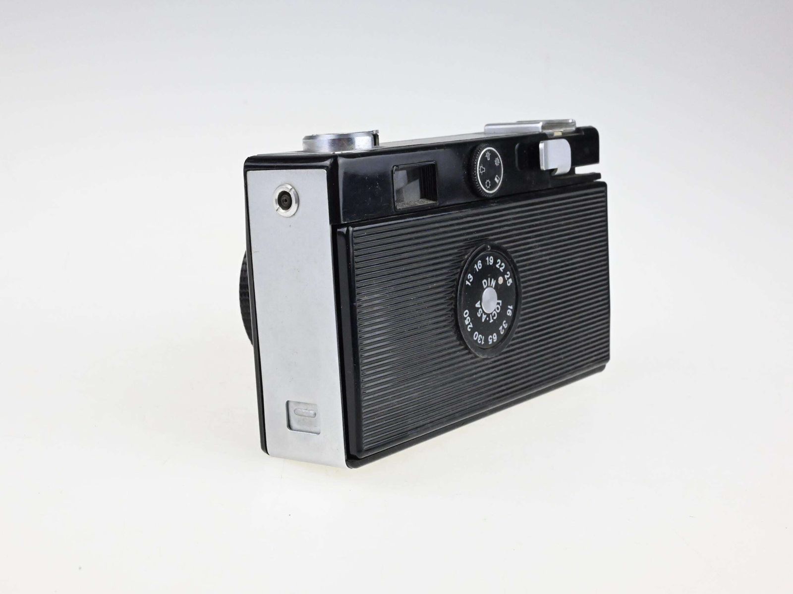 Vintage Vilia 35mm Camera, Analog , Vintage  Film , Retro , Old , Classic , Collectible photo Home Decor
