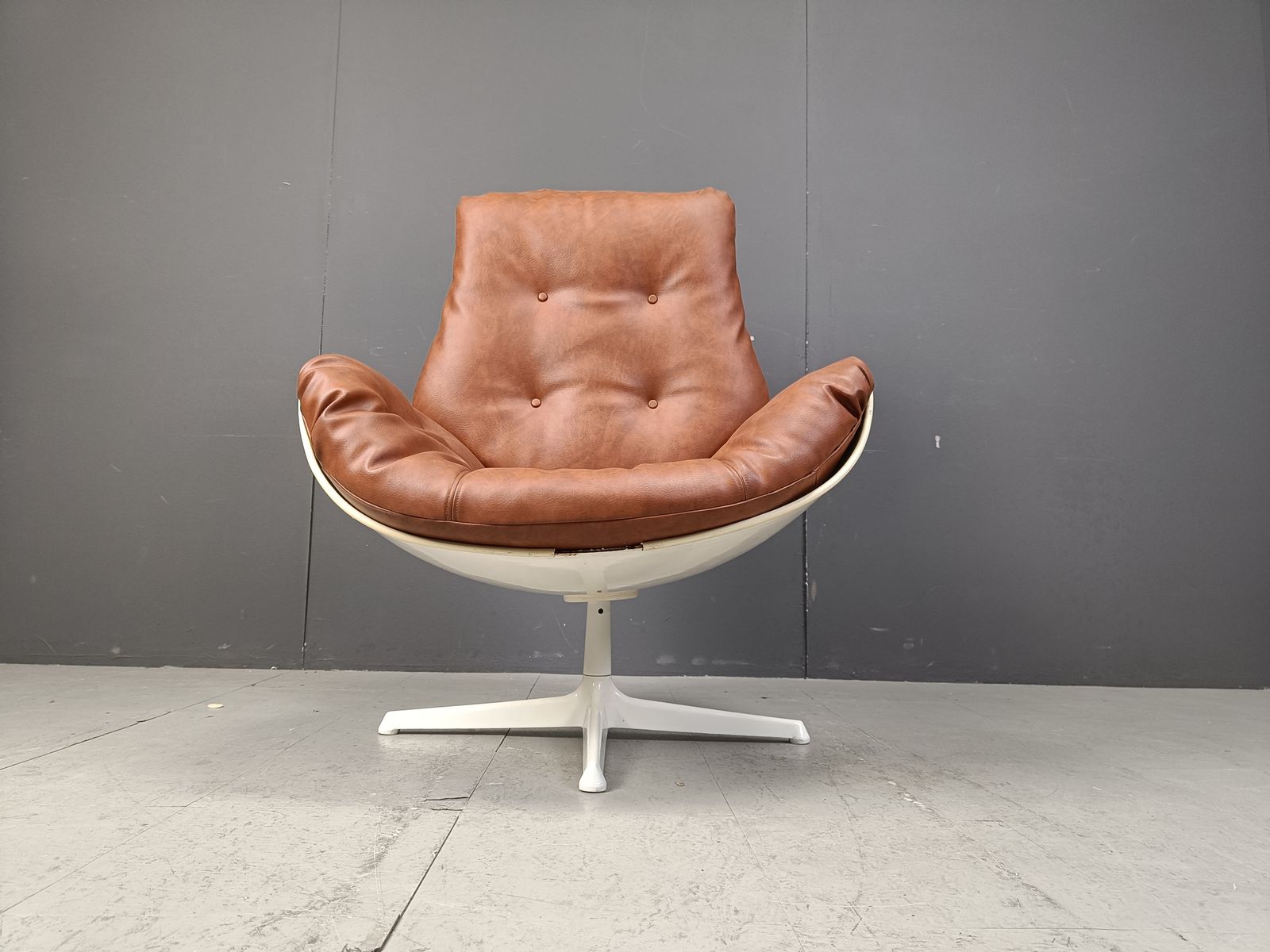 Space Age Fiberglass Swivel Chair, 1960s photo furniture