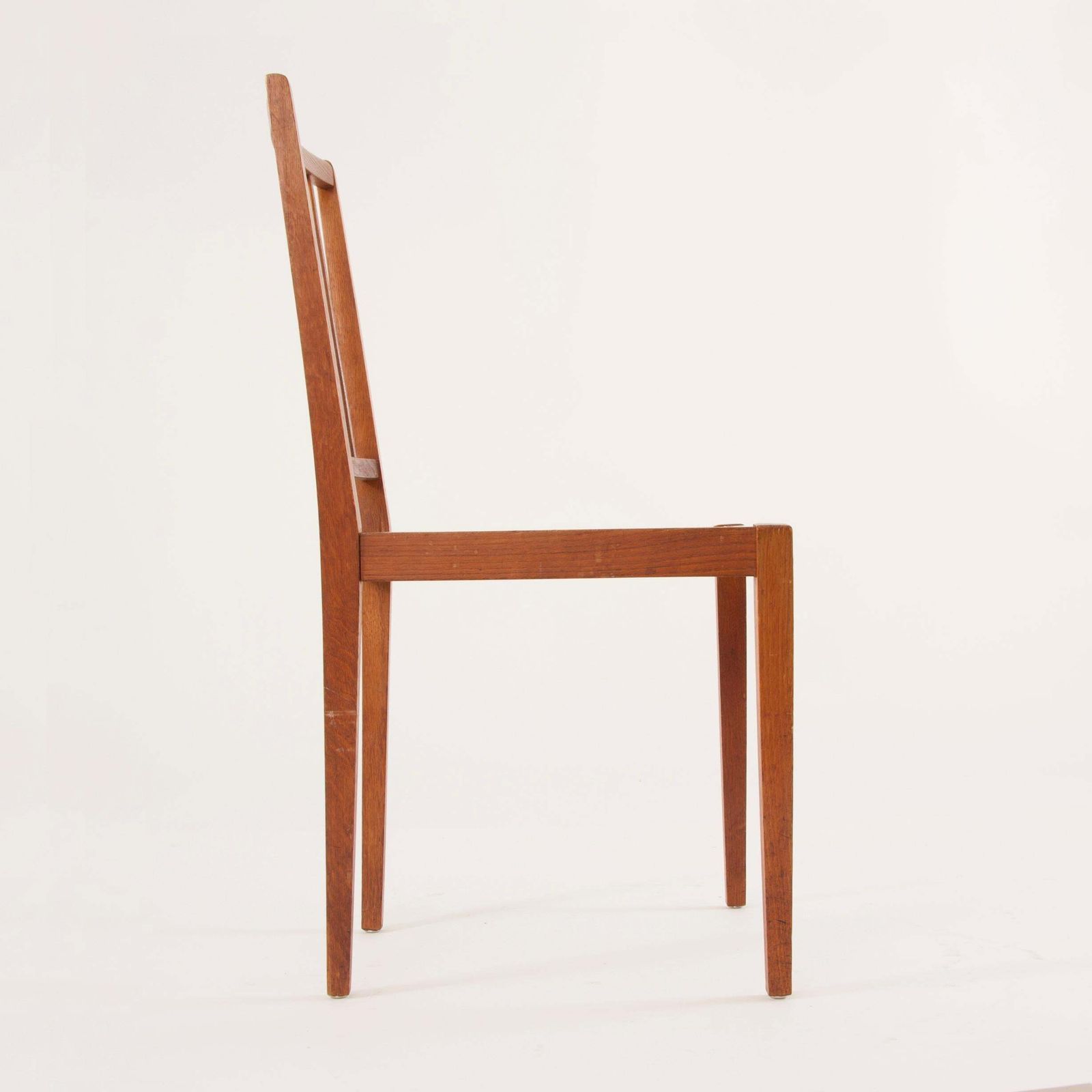 Two Elegant Werkstätte Hagenauer Chairs M006 By Julius Jirasek, Austria, 1930 photo Furniture
