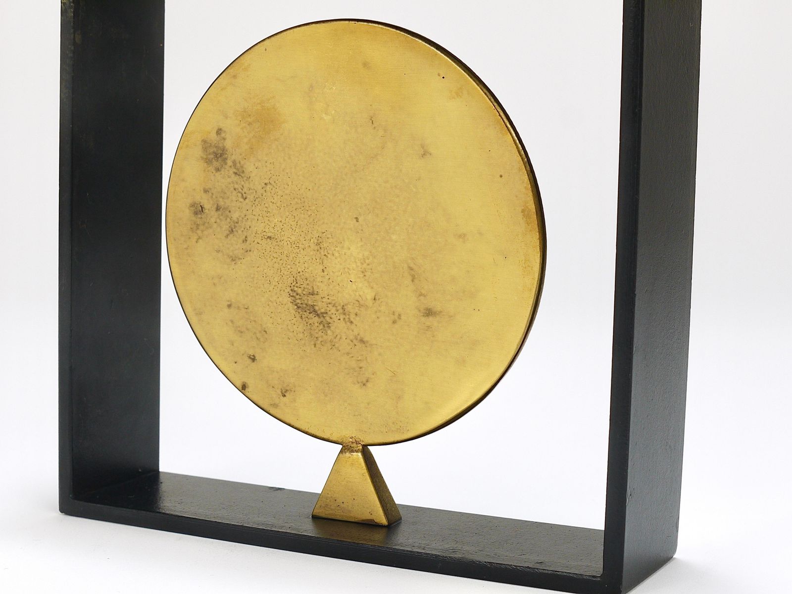 2015.0 Carl Aubock Iron & Brass Coin Medal Midcentury Bookend, Austria, 1970s photo