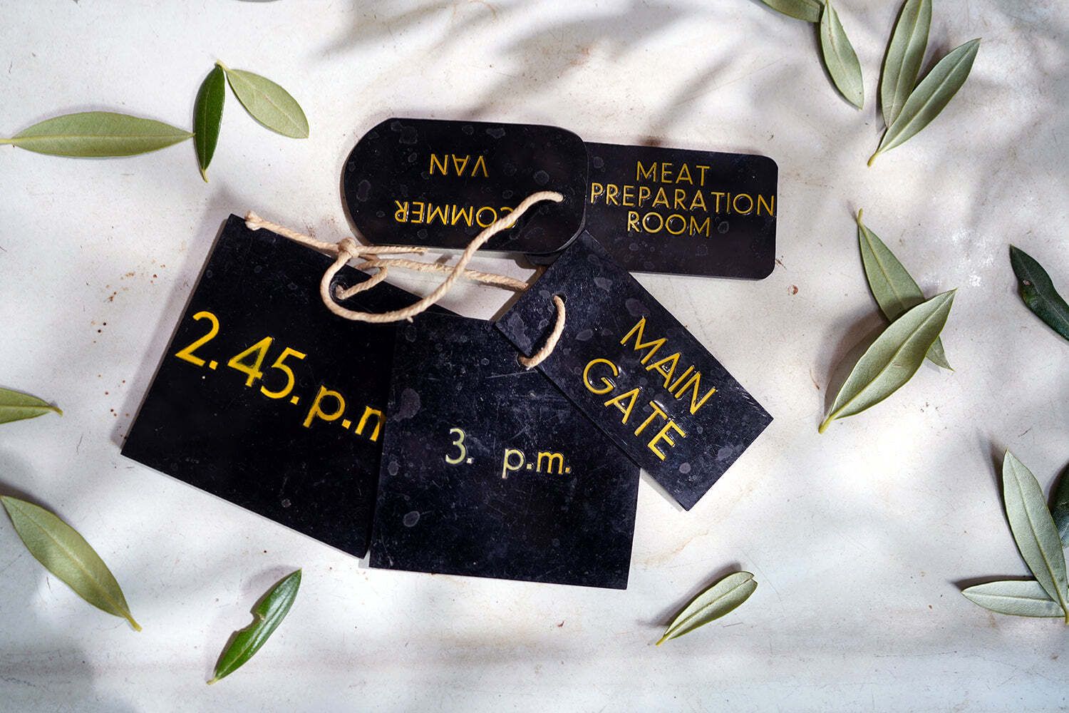 Bristol Zoological Gardens: A Group Of Five Mid 20thc Plaque Keyrings C.1950 60 photo furniture