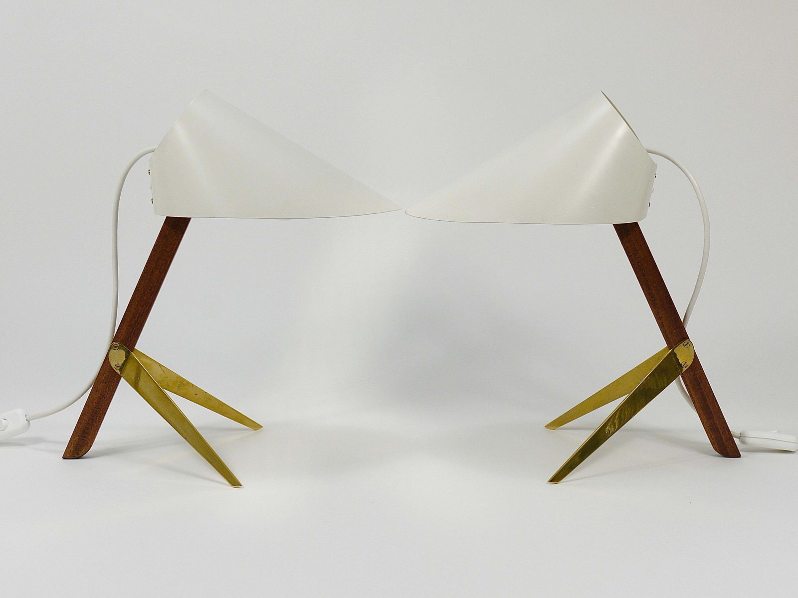 Two J.T. Kalmar Vienna  „Billy Tl“ White Mid Century Table Desk Lamps, Austria photo for sale