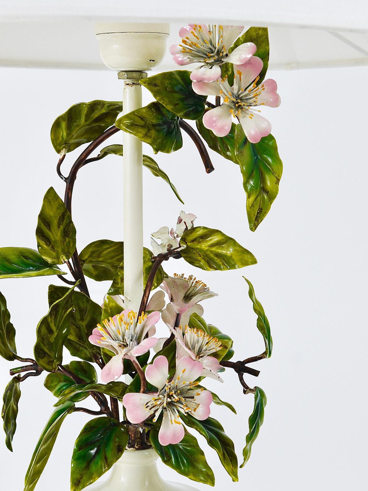 Salvadori Hand Painted Wild Apple Blossom Toleware Table Lamp, Italy, 1950s photo buy
