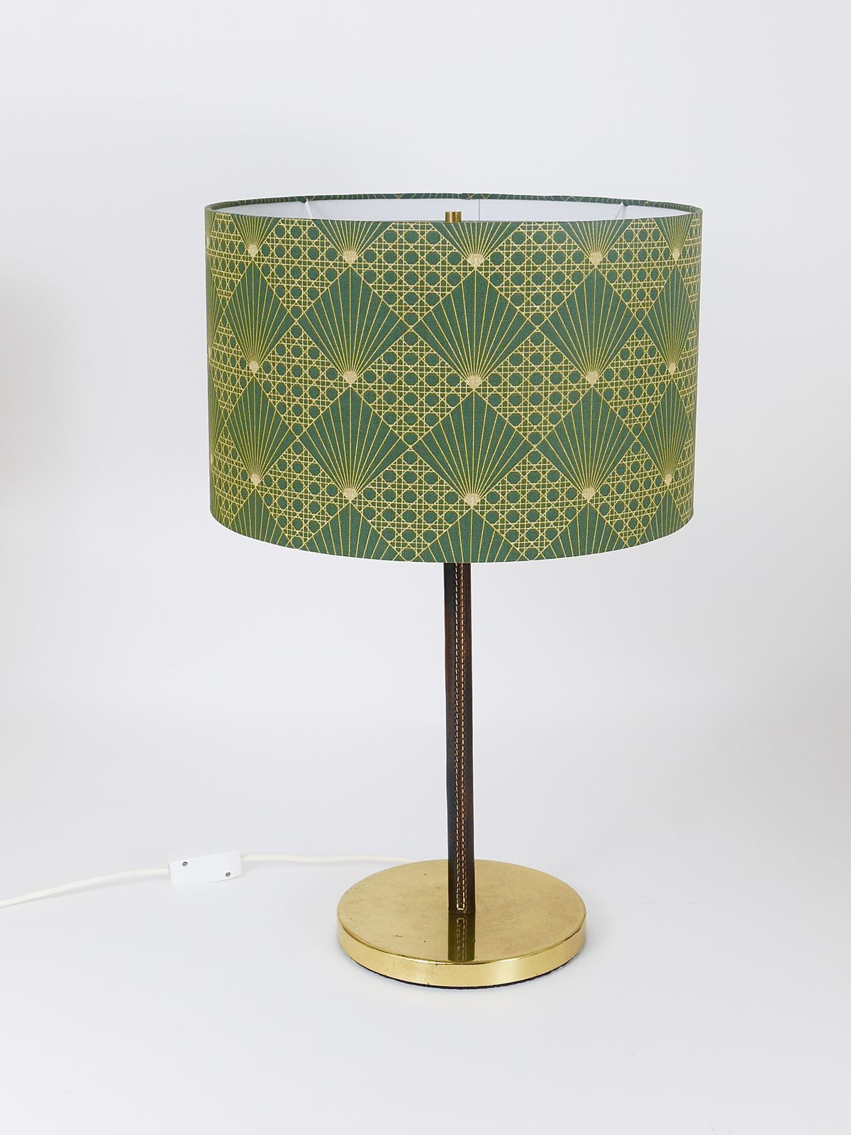 photo vinterior Pair J.T. Kalmar Brass & Leather Mid Century Table Or Side Lamps, Austria, 1960s
