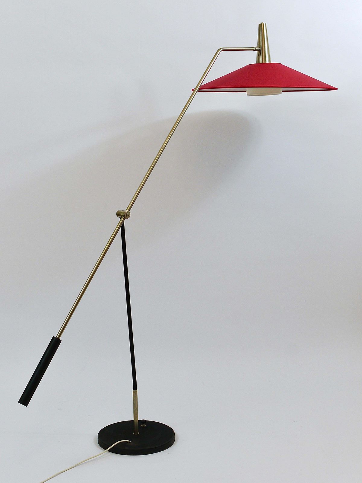 photo vinterior Rupert Nikoll Articulating Counterweight Midcentury Floor Lamp, Nickel, Brass