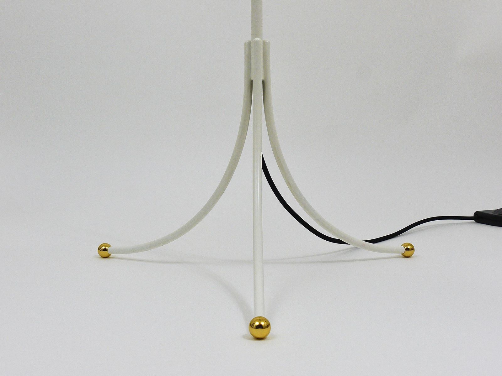Josef Frank X J.T. Kalmar (Haus & Garten) White Tripod Brass Floor Lamp #2057 photo buy