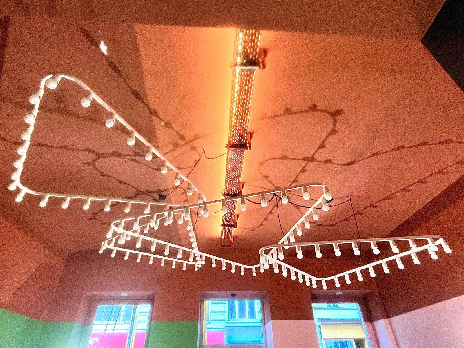 Impressive Large Triangle Light Sculpture Chandelier, Gino Sarfatti Style, 1950s photo 15316.0