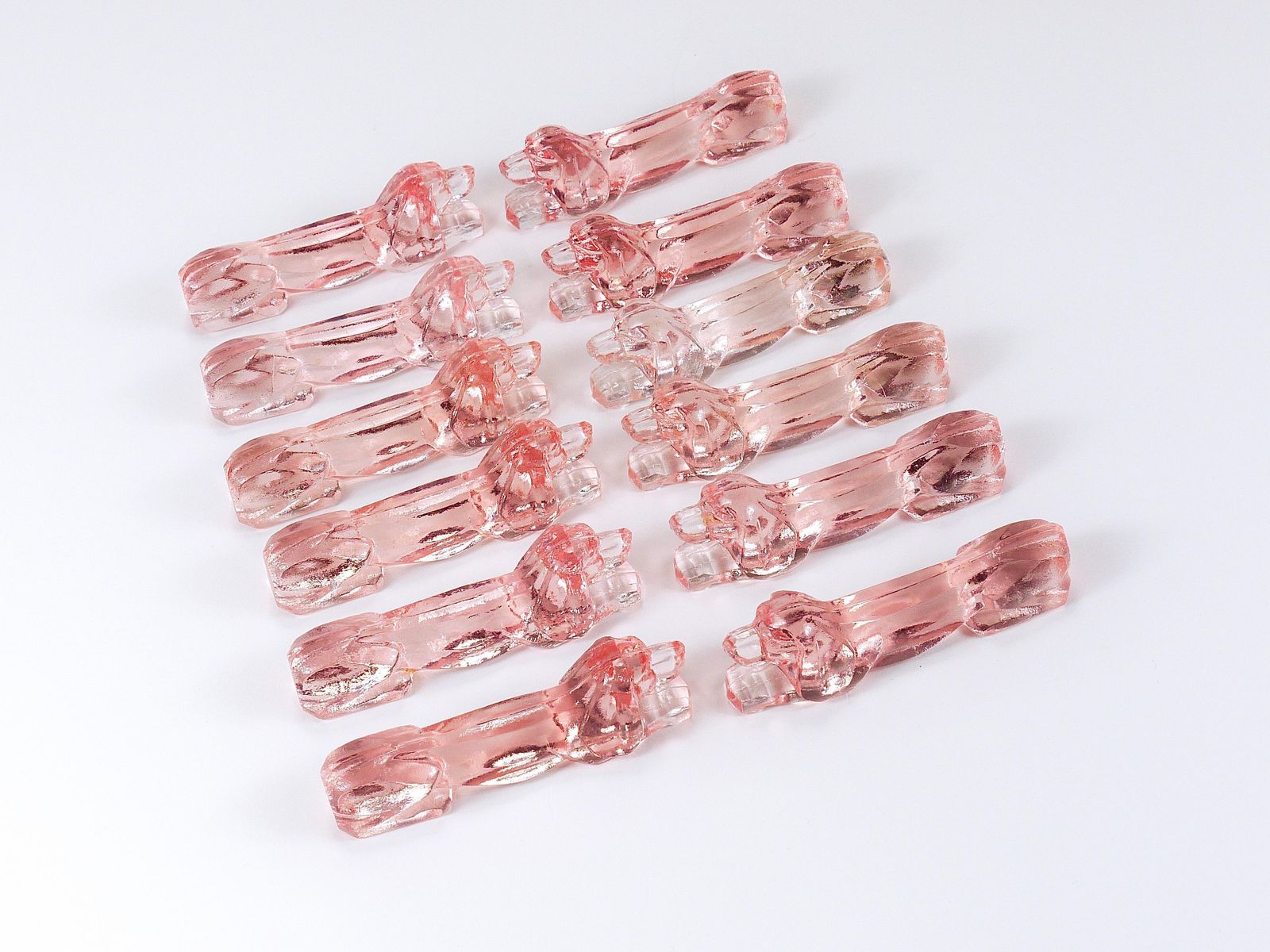 photo vinterior 12 French Art Deco Dachshund Basset Hound Knife Rests, Rosé Glass, France, 1930s