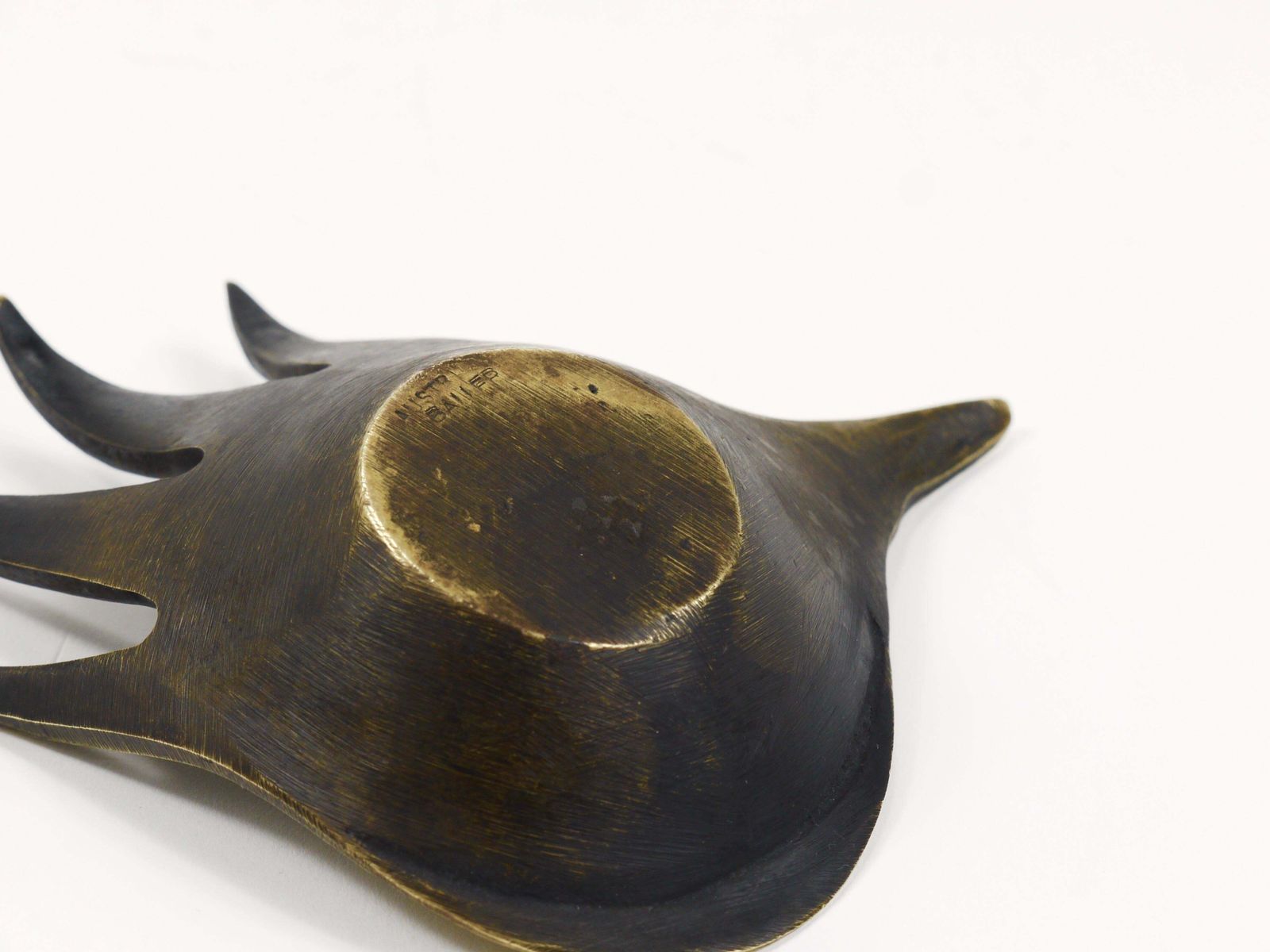 Walter Bosse Sculptural Brass Hand Bowl Or Ashtray, Herta Baller, Austria, 1950s photo vintage