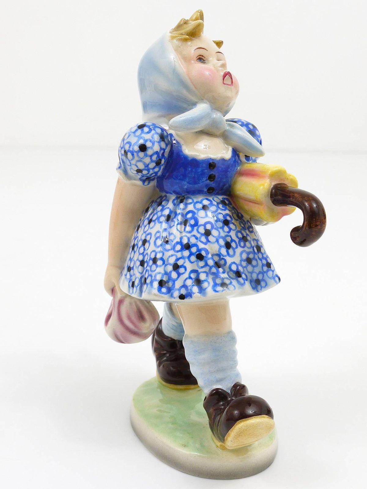 Goldscheider Vienna Girl With Umbrella Sculpture, Porcelain, Austria, 1930s photo vintage