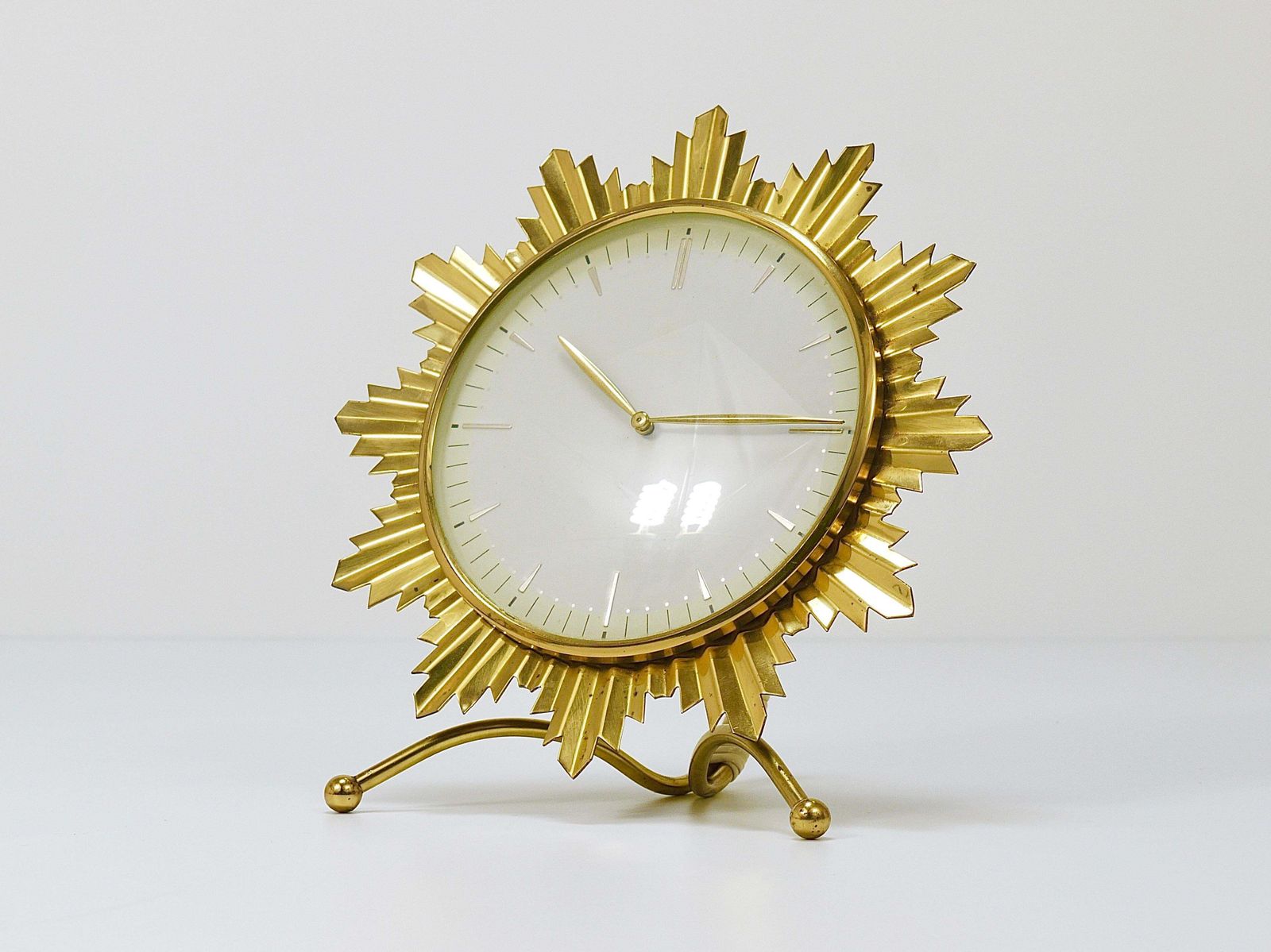 photo vinterior Junghans Mid Century Golden Sunburst Brass Table Desk Clock, Germany, 1950s