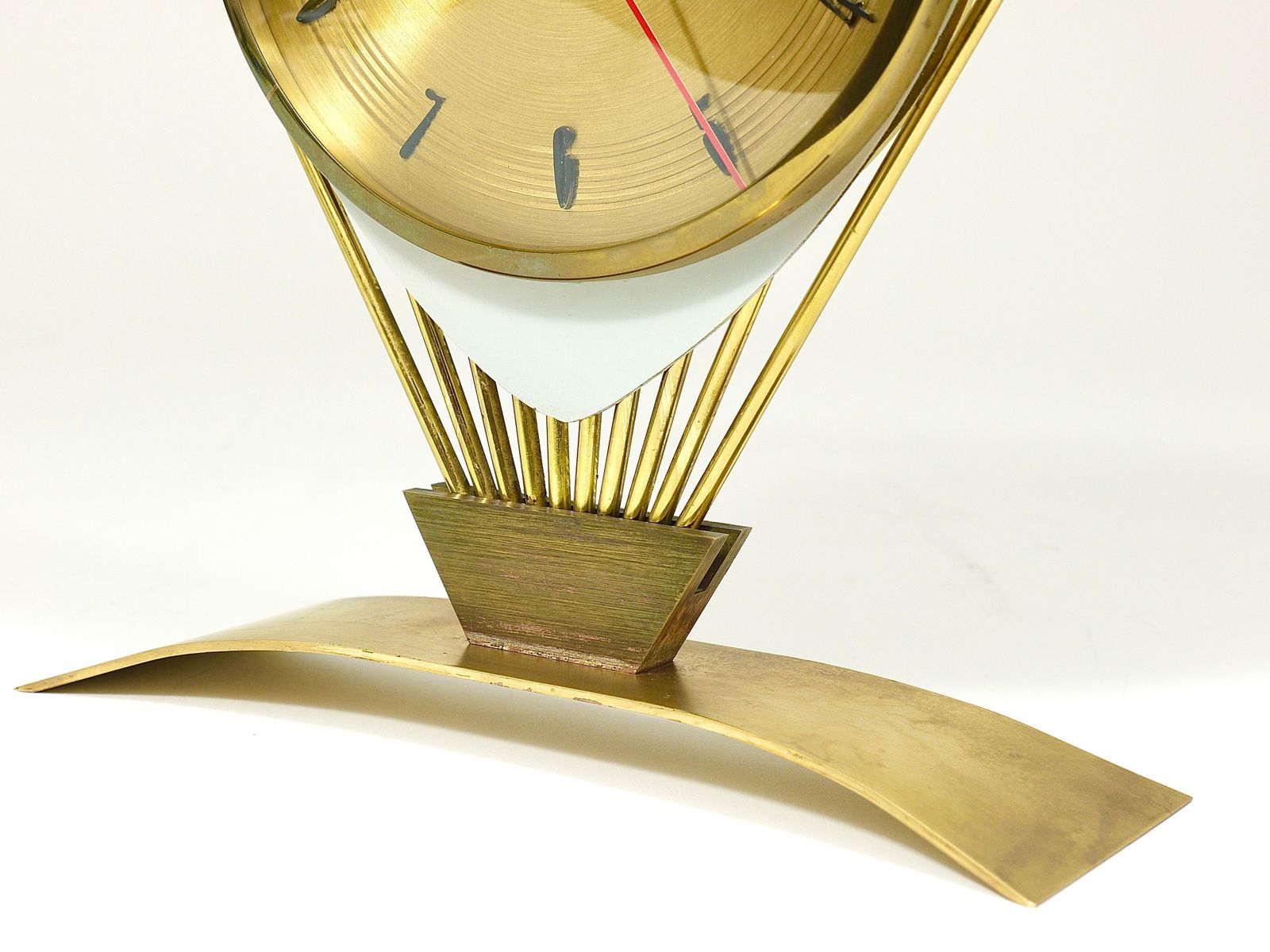 photo vinterior Atlanta Midcentury Atomic Age Sunburst Brass Table Desk Clock, Western Germany