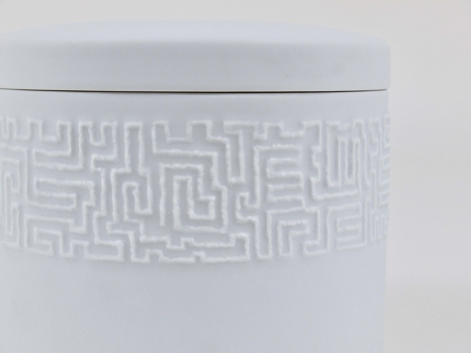 Cuno Fischer Rosenthal Studio Linie White Relief Op Art Bowl With Lid, 1960s photo buy
