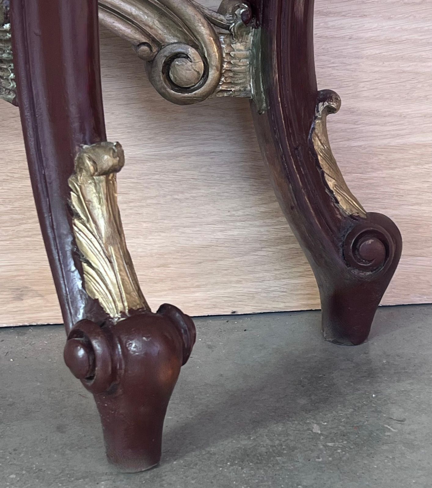 photo vinterior Large French Regency Carved Walnut Console Table With Gilted Details And Marble