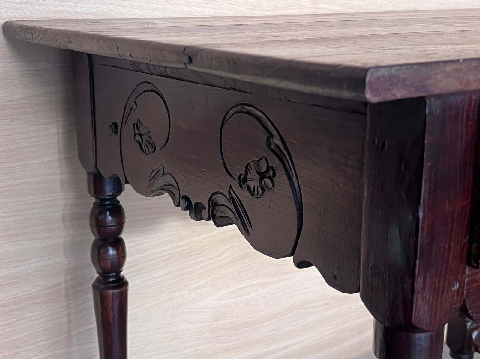 Table console ou table de canapé espagnole rustique en pin « Mobila », avec tiroir photo vintage