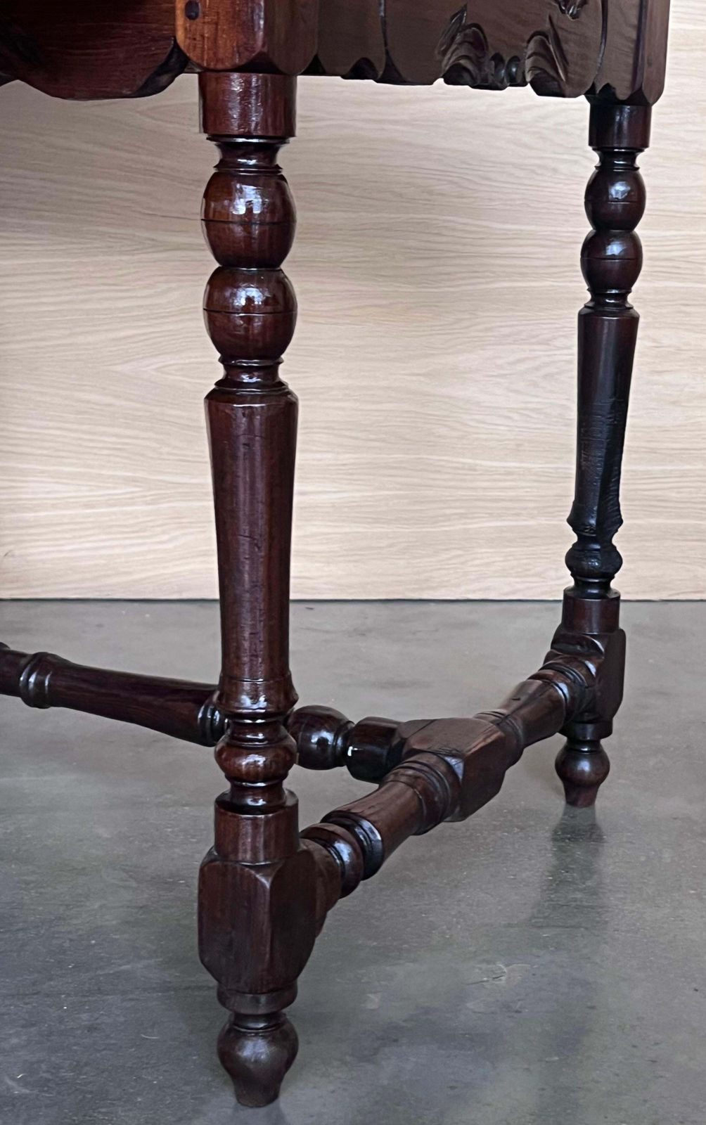 photo for sale Table console ou table de canapé espagnole rustique en pin « Mobila », avec tiroir